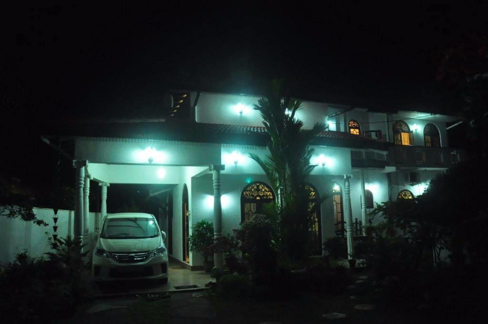 Angel Rest Hotel Mirissa Exterior photo